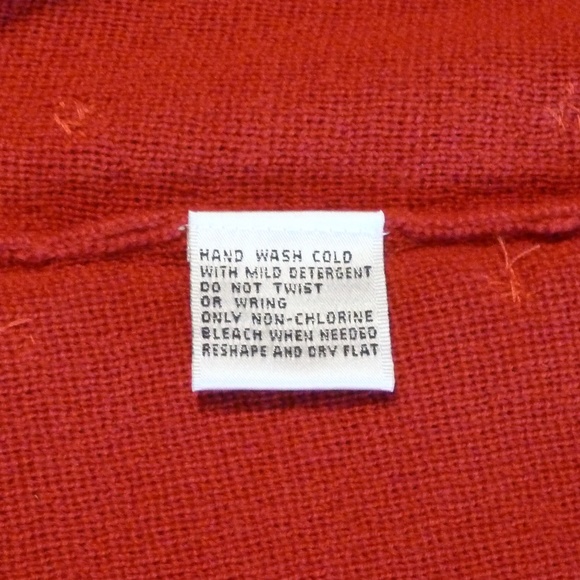 Red Cardigan with Gold Beads EUC sz S - Picture 6 of 6